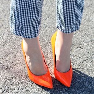 ✖️Fergie neon orange heels